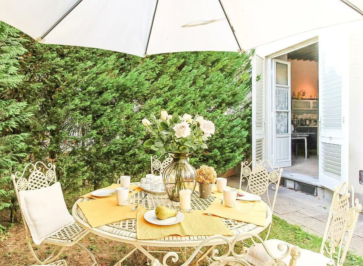 Apartment Guinigi With Private Courtyard Lucca
